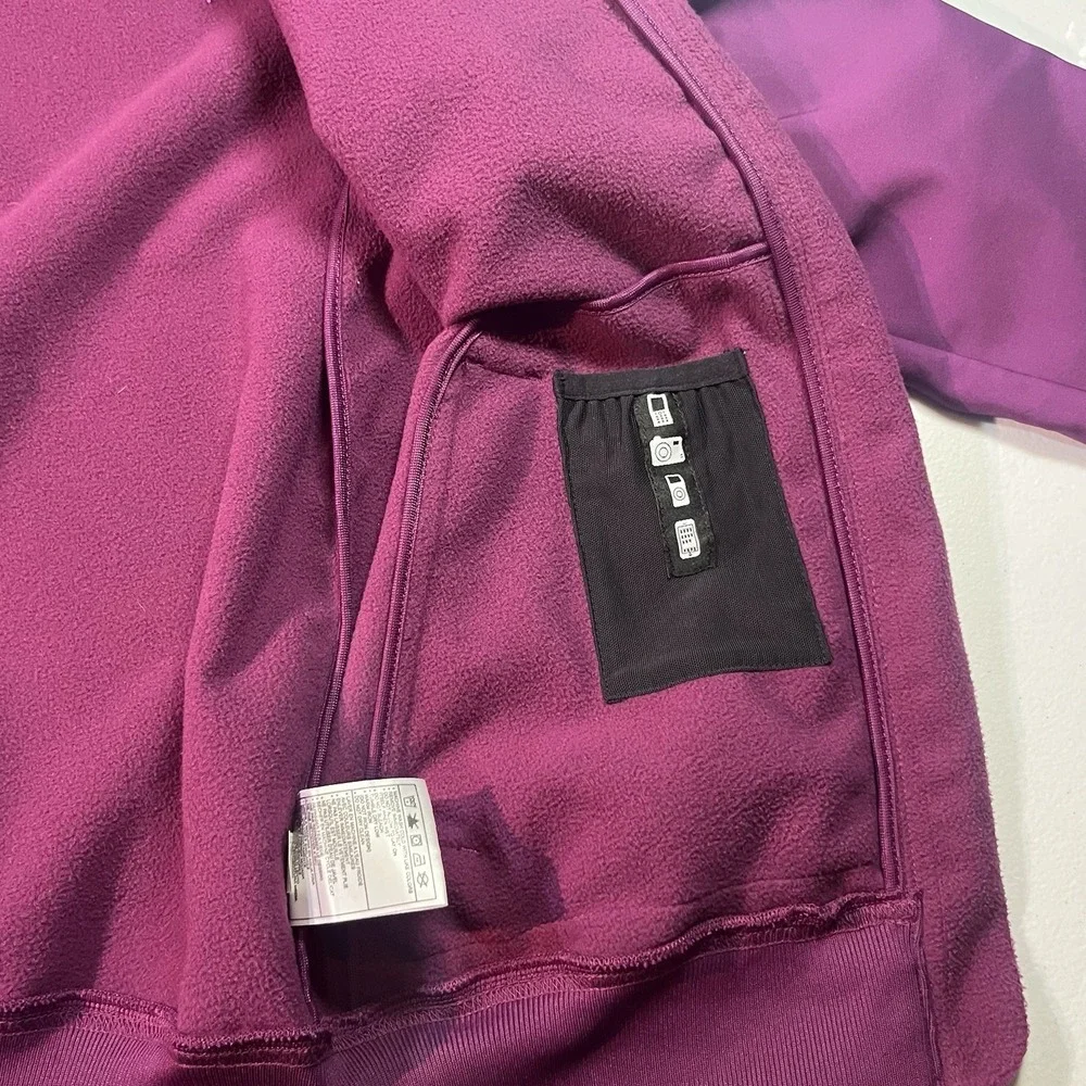 Nike Women's Soft Shell Jacket Size‎ Small Plum Magenta EUC